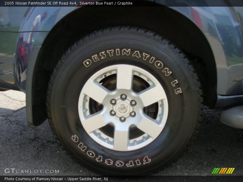 Silverton Blue Pearl / Graphite 2005 Nissan Pathfinder SE Off Road 4x4