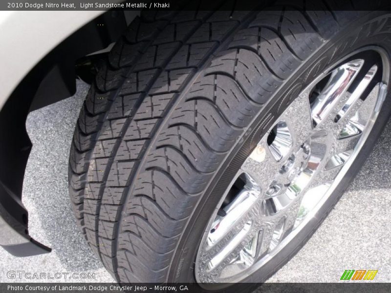Light Sandstone Metallic / Khaki 2010 Dodge Nitro Heat