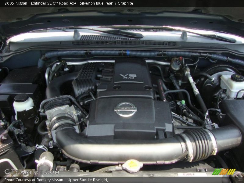 Silverton Blue Pearl / Graphite 2005 Nissan Pathfinder SE Off Road 4x4