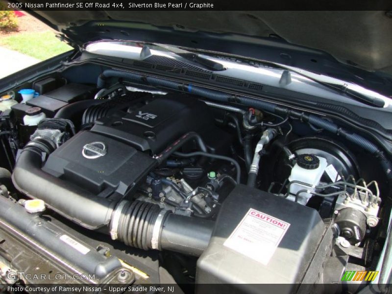 Silverton Blue Pearl / Graphite 2005 Nissan Pathfinder SE Off Road 4x4