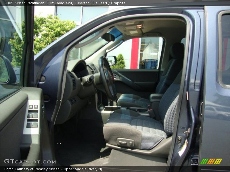 Silverton Blue Pearl / Graphite 2005 Nissan Pathfinder SE Off Road 4x4