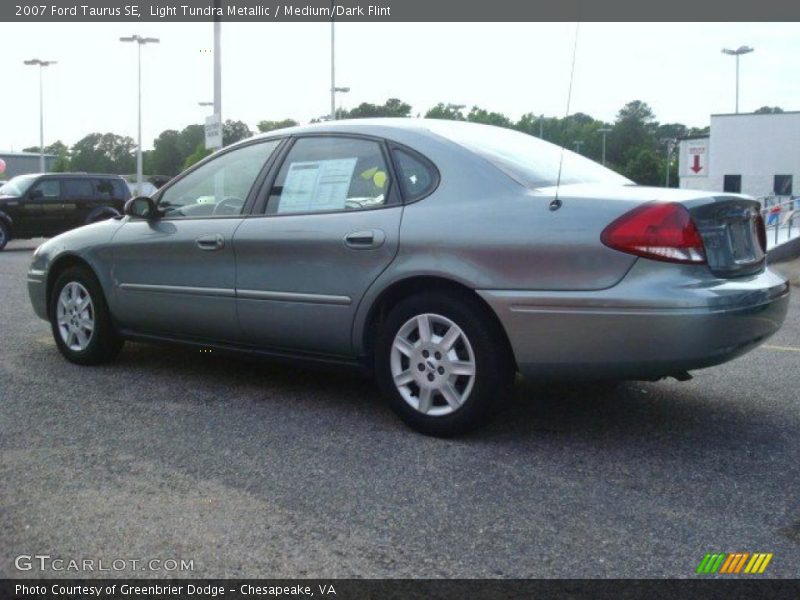 Light Tundra Metallic / Medium/Dark Flint 2007 Ford Taurus SE