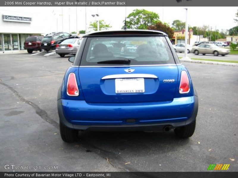 Hyper Blue Metallic / Black/Panther Black 2006 Mini Cooper Hardtop
