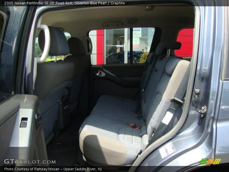 Silverton Blue Pearl / Graphite 2005 Nissan Pathfinder SE Off Road 4x4