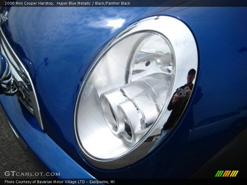 Hyper Blue Metallic / Black/Panther Black 2006 Mini Cooper Hardtop