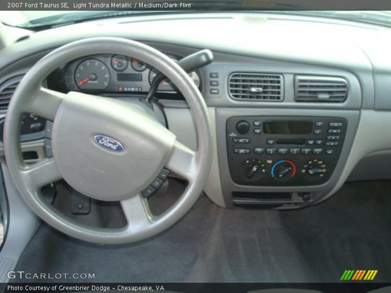 Light Tundra Metallic / Medium/Dark Flint 2007 Ford Taurus SE