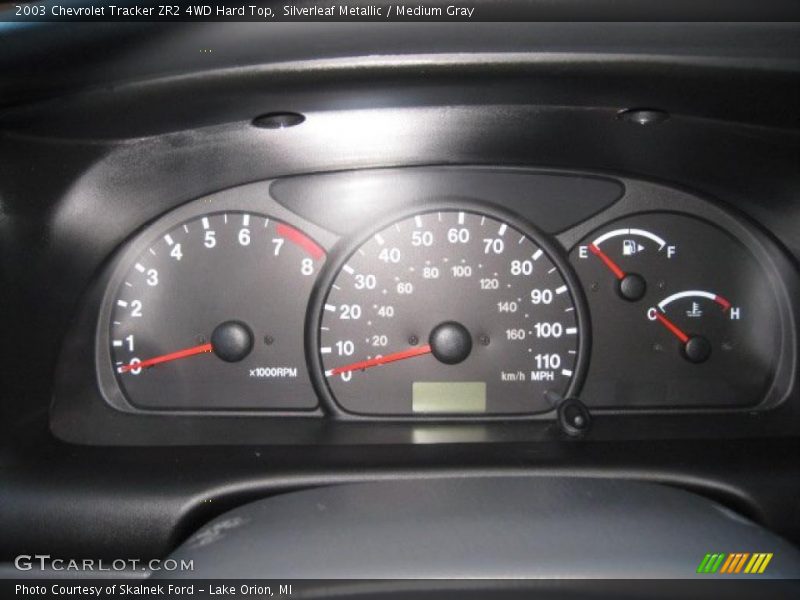 Silverleaf Metallic / Medium Gray 2003 Chevrolet Tracker ZR2 4WD Hard Top