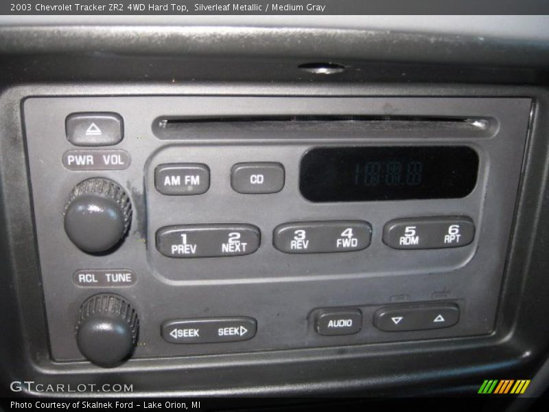 Silverleaf Metallic / Medium Gray 2003 Chevrolet Tracker ZR2 4WD Hard Top