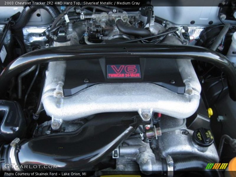 Silverleaf Metallic / Medium Gray 2003 Chevrolet Tracker ZR2 4WD Hard Top