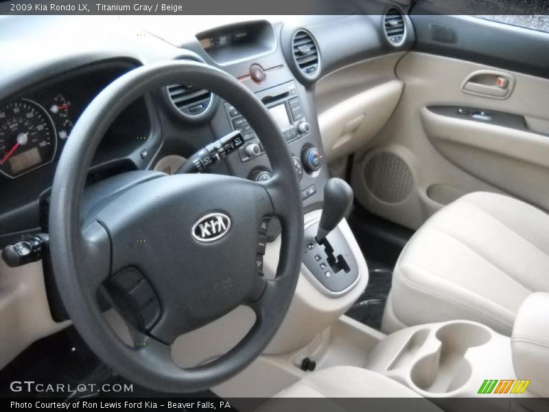 Titanium Gray / Beige 2009 Kia Rondo LX