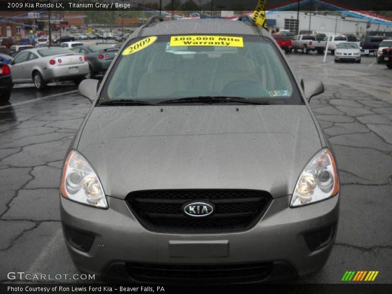 Titanium Gray / Beige 2009 Kia Rondo LX