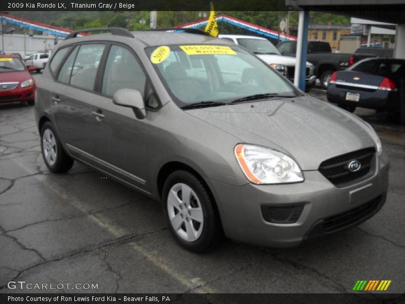 Titanium Gray / Beige 2009 Kia Rondo LX