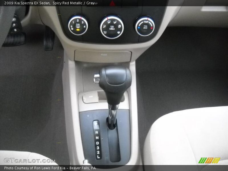 Spicy Red Metallic / Gray 2009 Kia Spectra EX Sedan