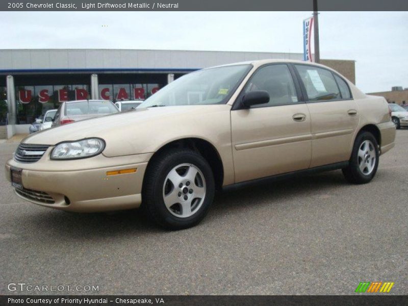 Light Driftwood Metallic / Neutral 2005 Chevrolet Classic