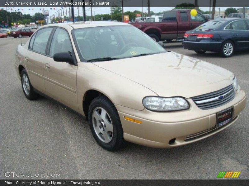 Light Driftwood Metallic / Neutral 2005 Chevrolet Classic