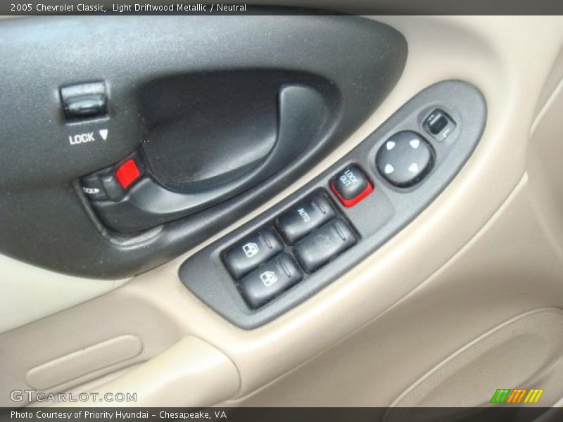Light Driftwood Metallic / Neutral 2005 Chevrolet Classic