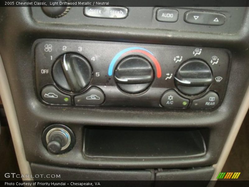 Light Driftwood Metallic / Neutral 2005 Chevrolet Classic
