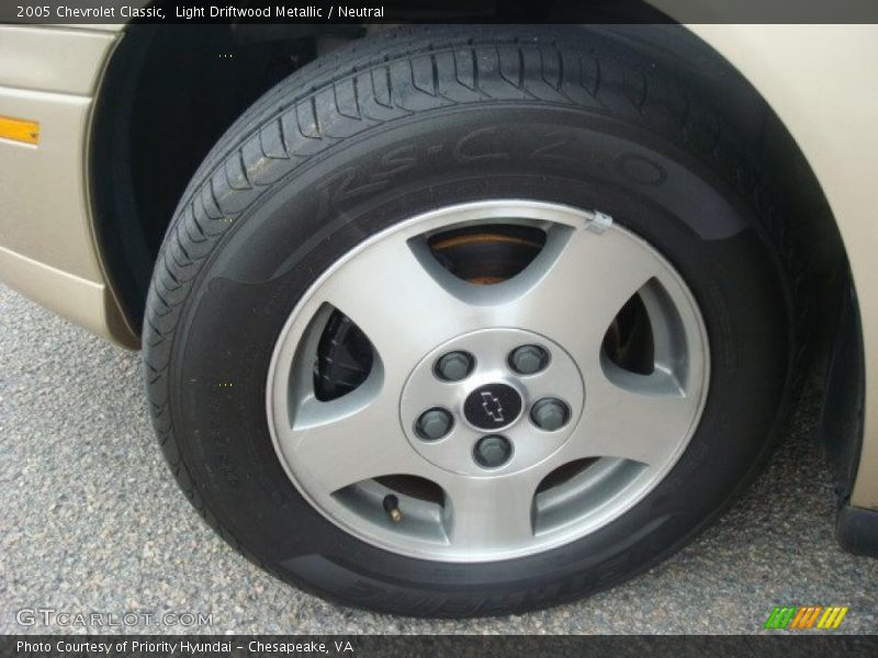 Light Driftwood Metallic / Neutral 2005 Chevrolet Classic