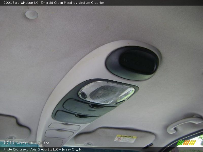 Emerald Green Metallic / Medium Graphite 2001 Ford Windstar LX