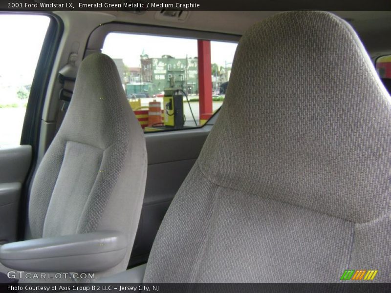 Emerald Green Metallic / Medium Graphite 2001 Ford Windstar LX