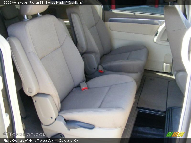 Blonde Maple / Gobi Beige 2009 Volkswagen Routan SE
