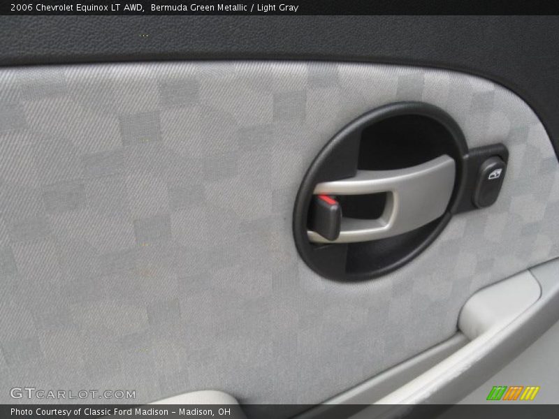 Bermuda Green Metallic / Light Gray 2006 Chevrolet Equinox LT AWD