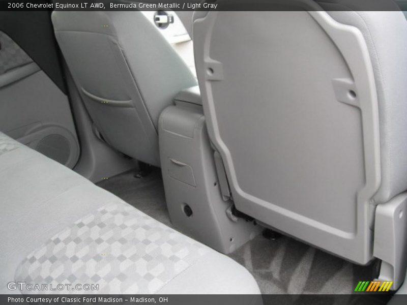 Bermuda Green Metallic / Light Gray 2006 Chevrolet Equinox LT AWD