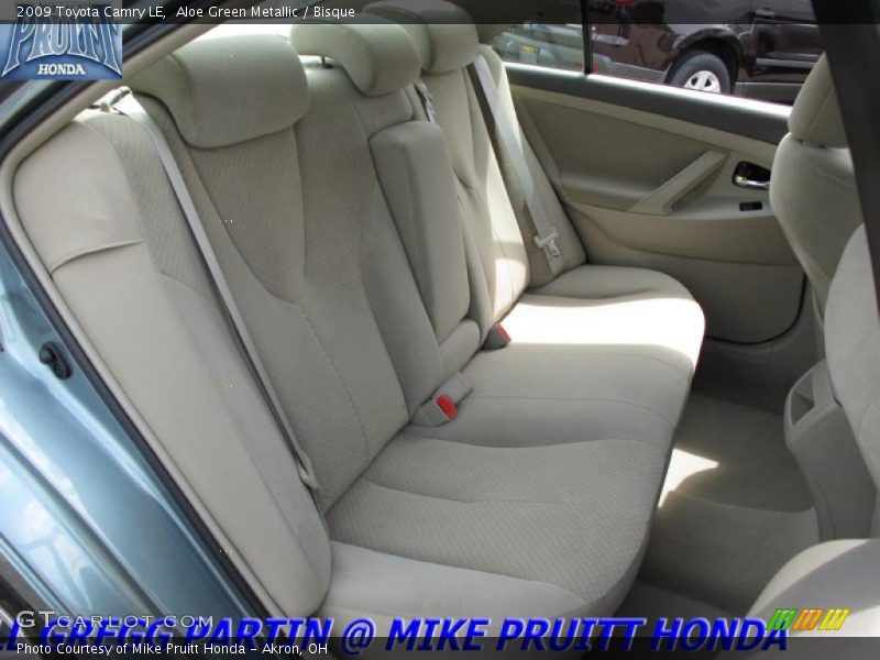 Aloe Green Metallic / Bisque 2009 Toyota Camry LE