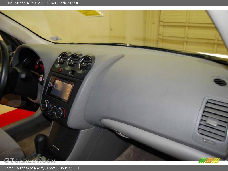 Super Black / Frost 2009 Nissan Altima 2.5