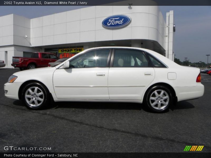 Diamond White Pearl / Ivory 2002 Toyota Avalon XLS