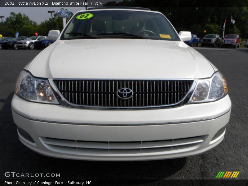 Diamond White Pearl / Ivory 2002 Toyota Avalon XLS