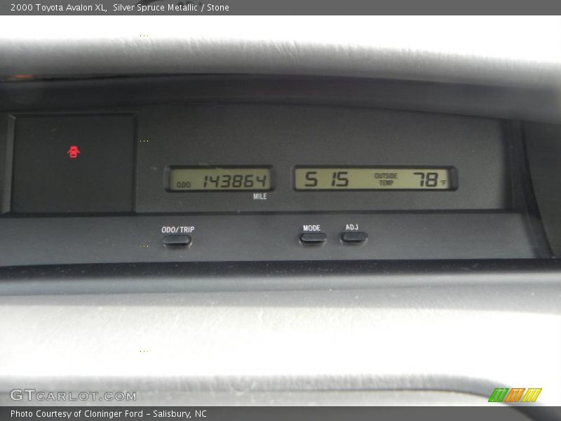 Silver Spruce Metallic / Stone 2000 Toyota Avalon XL