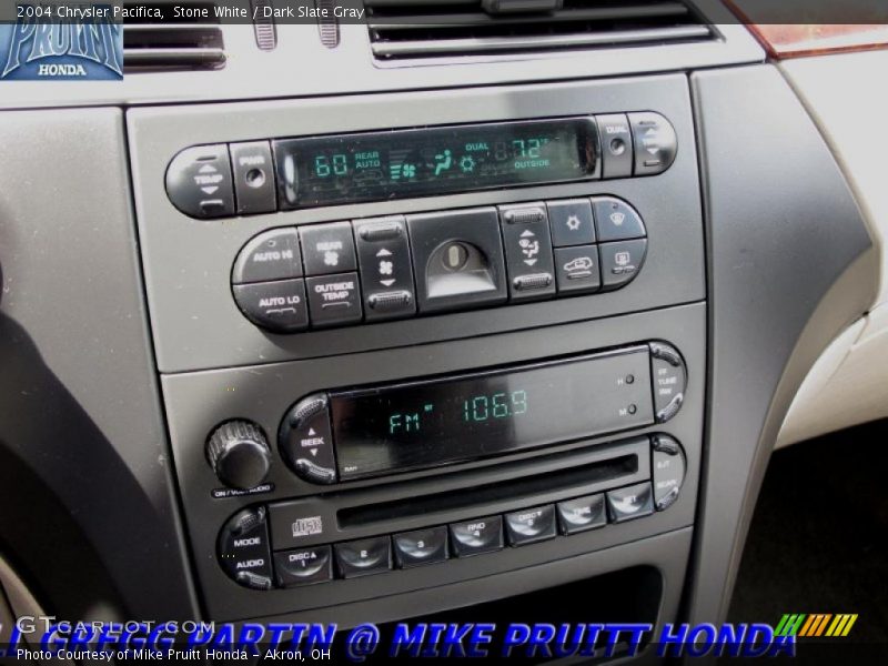 Stone White / Dark Slate Gray 2004 Chrysler Pacifica