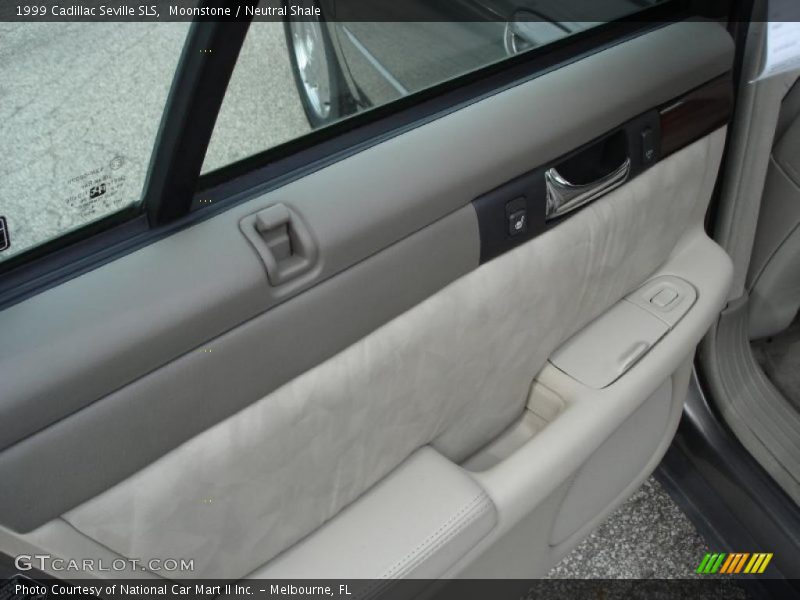 Moonstone / Neutral Shale 1999 Cadillac Seville SLS