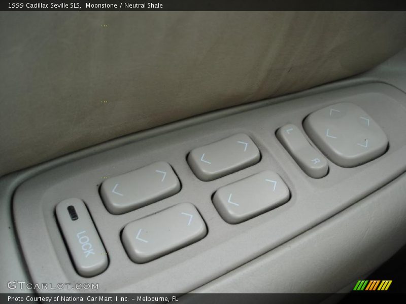 Moonstone / Neutral Shale 1999 Cadillac Seville SLS