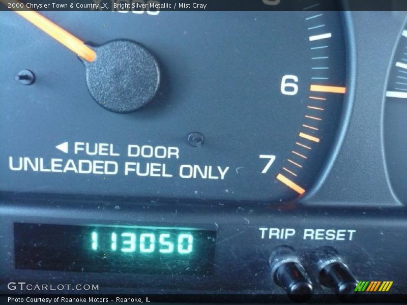 Bright Silver Metallic / Mist Gray 2000 Chrysler Town & Country LX