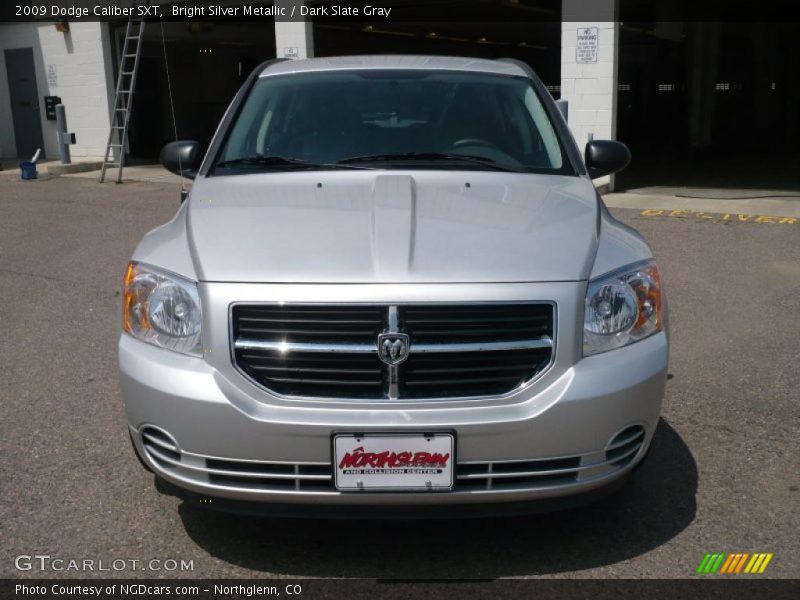 Bright Silver Metallic / Dark Slate Gray 2009 Dodge Caliber SXT