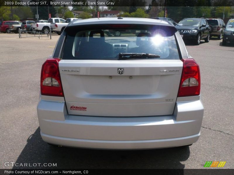 Bright Silver Metallic / Dark Slate Gray 2009 Dodge Caliber SXT