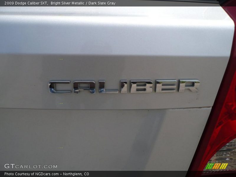 Bright Silver Metallic / Dark Slate Gray 2009 Dodge Caliber SXT