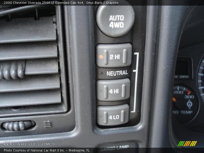 Onyx Black / Graphite 2000 Chevrolet Silverado 2500 LS Extended Cab 4x4