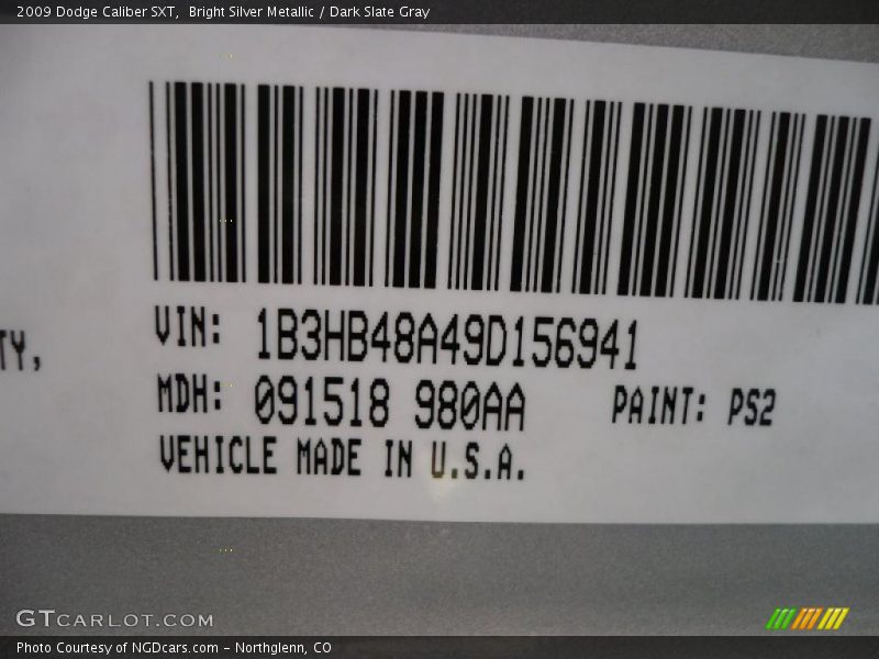 Bright Silver Metallic / Dark Slate Gray 2009 Dodge Caliber SXT