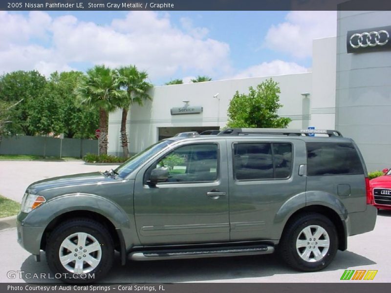 Storm Gray Metallic / Graphite 2005 Nissan Pathfinder LE