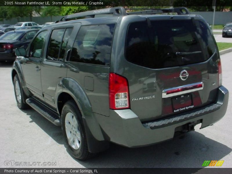 Storm Gray Metallic / Graphite 2005 Nissan Pathfinder LE