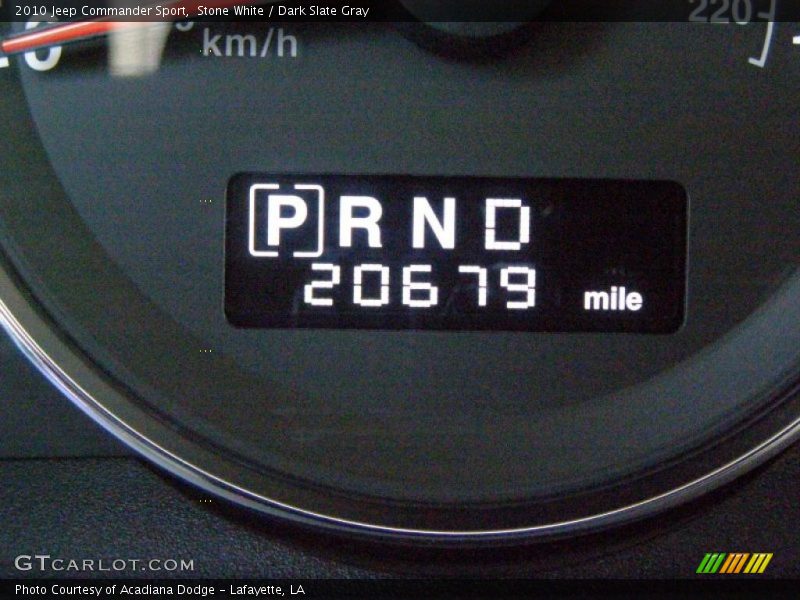 Stone White / Dark Slate Gray 2010 Jeep Commander Sport