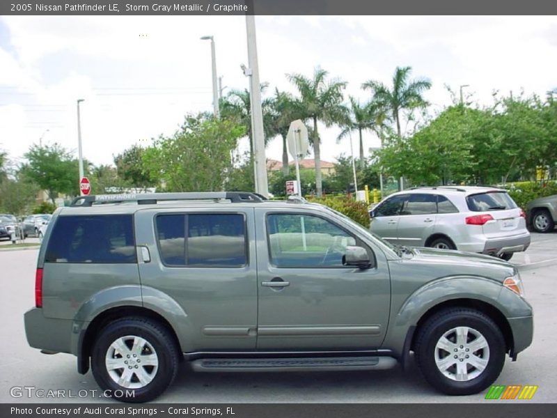 Storm Gray Metallic / Graphite 2005 Nissan Pathfinder LE