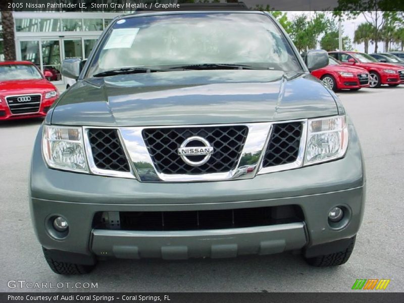 Storm Gray Metallic / Graphite 2005 Nissan Pathfinder LE