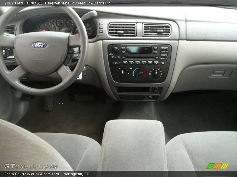 Tungsten Metallic / Medium/Dark Flint 2007 Ford Taurus SE