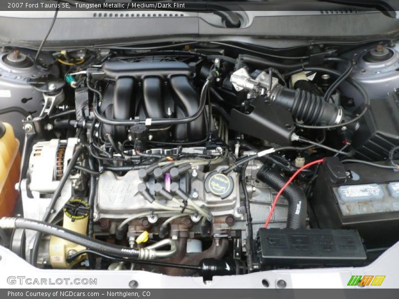 Tungsten Metallic / Medium/Dark Flint 2007 Ford Taurus SE