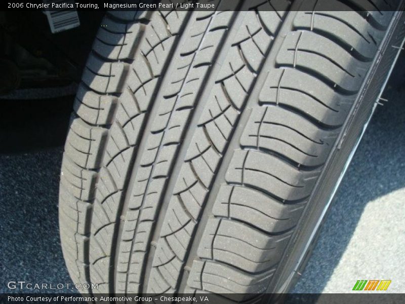Magnesium Green Pearl / Light Taupe 2006 Chrysler Pacifica Touring