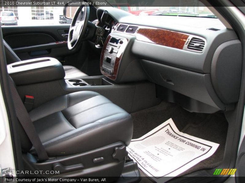 Summit White / Ebony 2010 Chevrolet Suburban LT 4x4